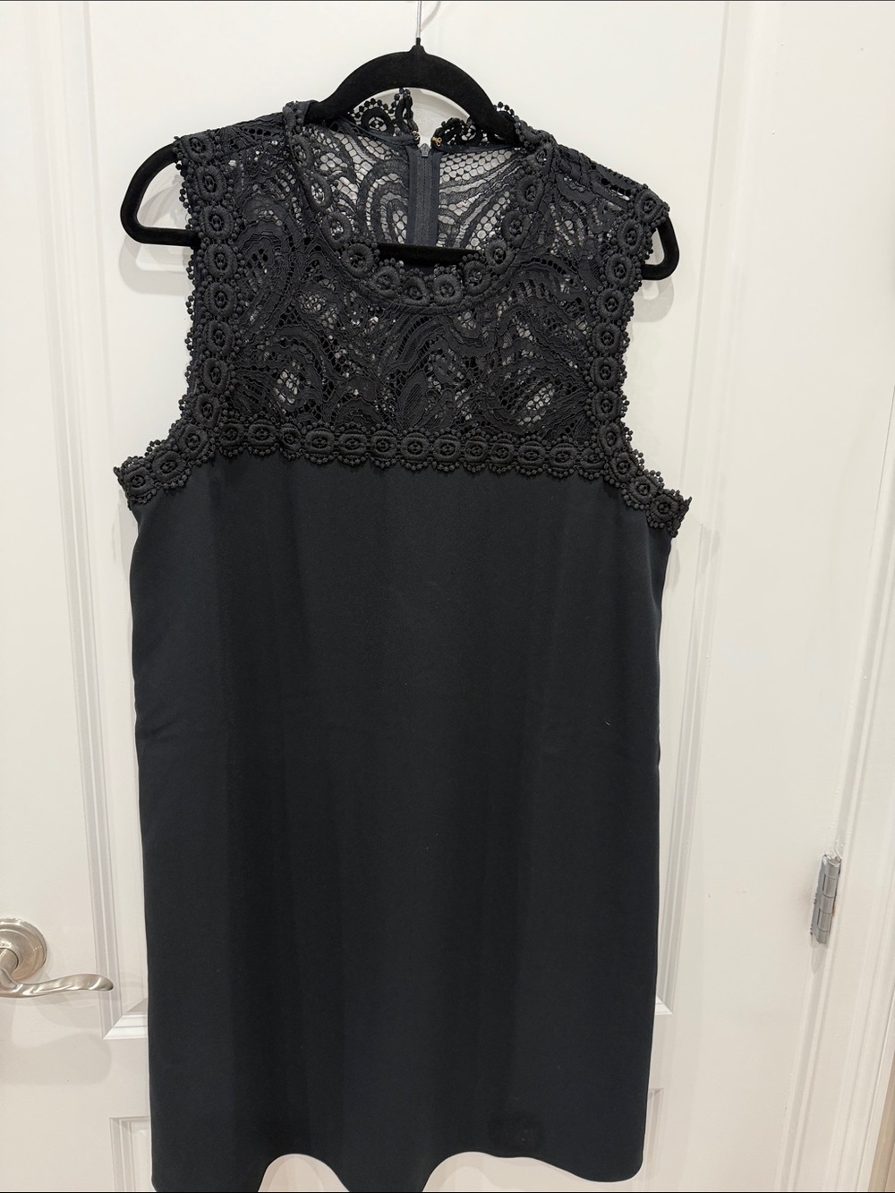Lilly Pulitzer Black Sleeveless Crochet Yoke Shift Dress